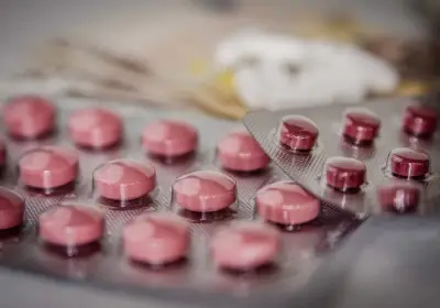 Medicamentos: advertencias por trastornos musculoesqueléticos