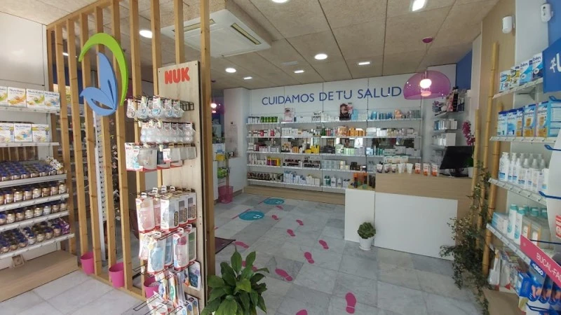 FARMACIA CAROLINA HOLGADO CARRERO