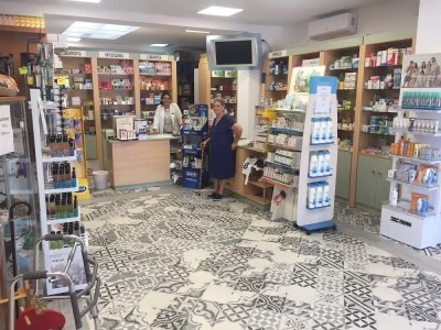 Farmacia-óptica La Mina Ldo. Francisco Molina Cerrato (Farmaenvia)
