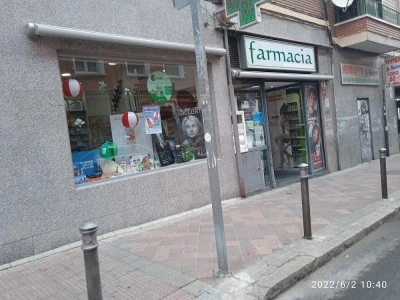 Farmacia y Ortopedia 12H Martín Ye Liu