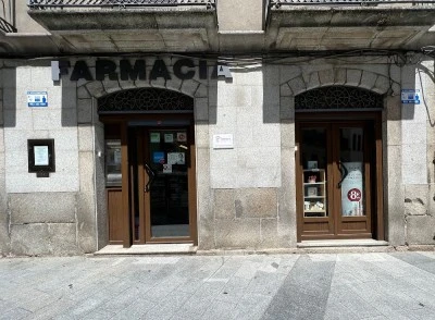 FARMACIA SARA REVUELTO