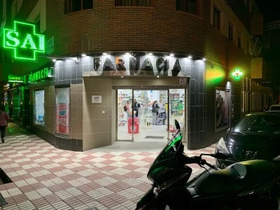Farmacia Torres Suárez 12H