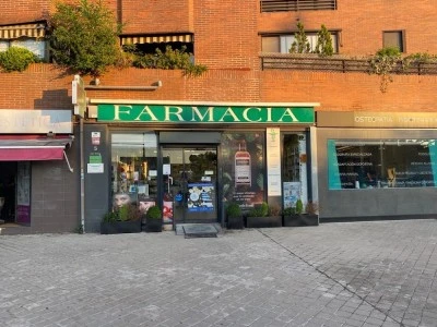 Farmacia Urquía Grande