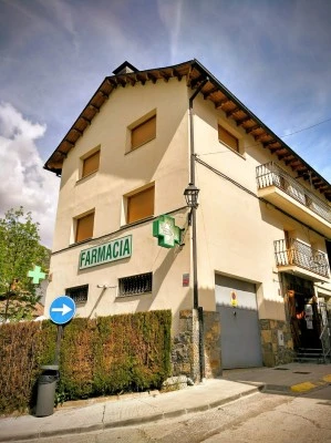 Farmacia JAVIER MENA BERNABE