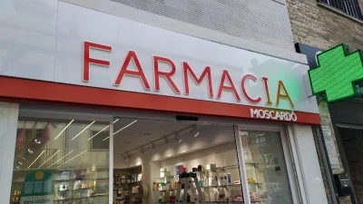 Farmacia Moscardó (Lda. I. Erdocia Arce)