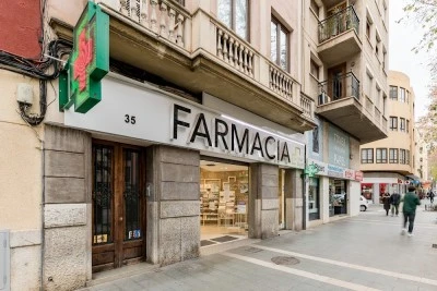 Farmacia 31 de Diciembre (Trian Sbert) | Grupo 1915. Farmacia 12 horas.
