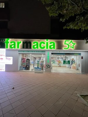 FARMACIA 5 ESTRELLAS