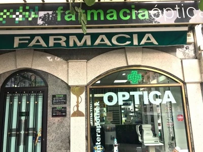 Farmacia Sánchez Robles