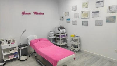 CENTRO DE ESTETICA AVANZADA Y PARAFARMACIA GEMA MEDINA