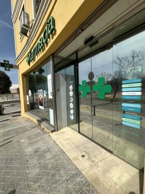 Farmacia El Prior. Mairena del Alcor