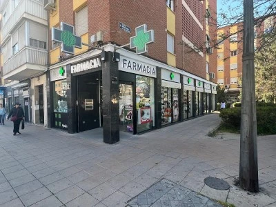 Farmacia Alpajés