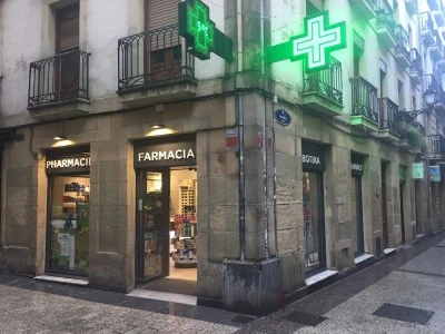 Farmacia Álvaro Cremades