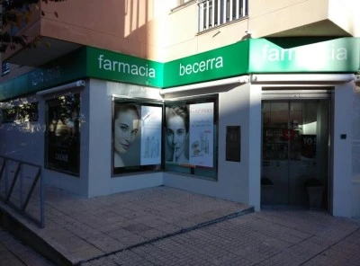 Farmacia Josefina Becerra Muñoz