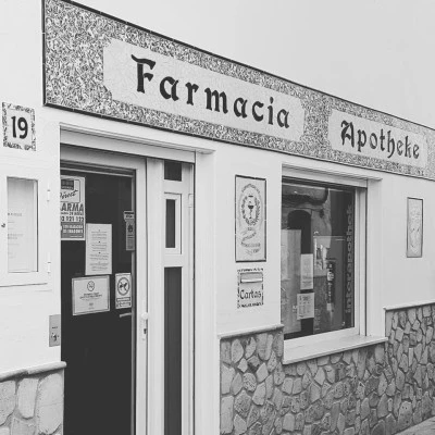 FARMACIA CÓMPETA Lda. Arantxa Lisbona Lopez