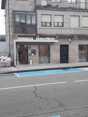Farmacia Sanguiñeda
