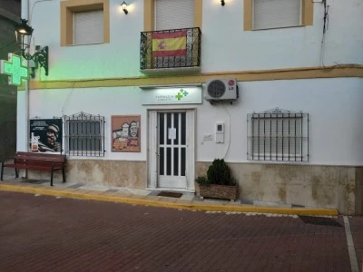 Farmacia Somontín. Lda. María José Martínez Pérez
