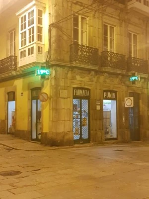 Farmacia Reyes Novo Piñón