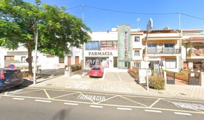 Farmacia La Zamora, Lcdos. Rosa Nieves Gutierrez Jimenez y Rafael Jose Abreu Gutierrez, Los Realejos, Tenerife Norte