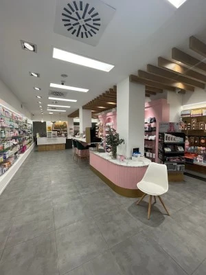ALMIA FARMACIA - Gda. Almudena Fernández Martínez