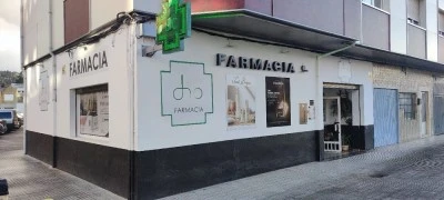 d10 Farmacia - Delfina García