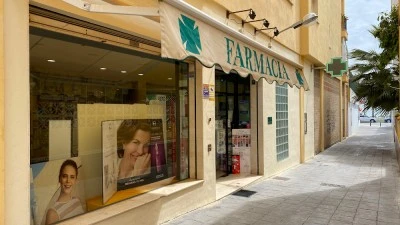 FARMACIA BAJONDILLO FLorencia M Jerez Cardenete