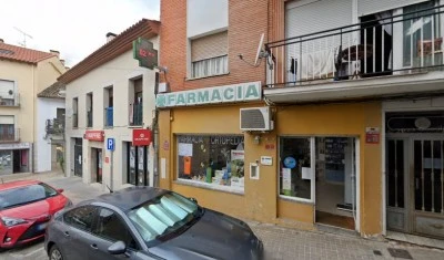 Farmacia Ramón y Cajal 18