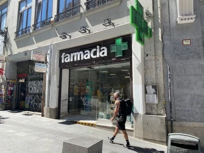 Farmacia del Globo Carretas - Lda. Lucía Sanchez Nestares