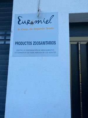 Euromiel S.C.L. Centro Dispensador de Medicamentos Veterinarios