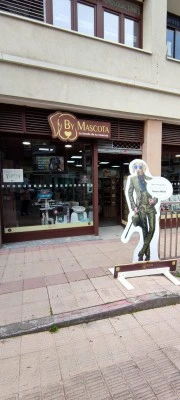 By Mascota Barakaldo