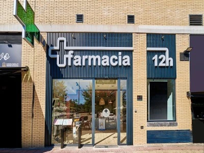 Farmacia PAU4. Lda. Mónica Romero Gutiérrez