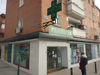 Farmacia 24 horas Avenida de San Luis 52