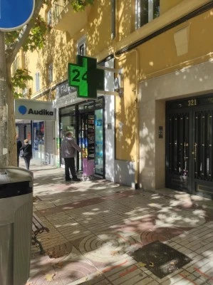 Farmacia Alcalá 321