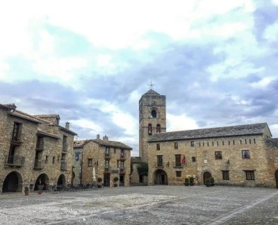 Villa de Ainsa