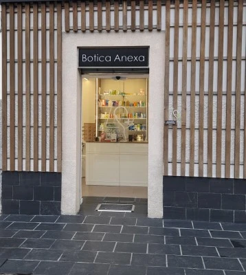 FARMACIA- Botica anexa