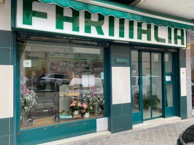 FARMACIA MARÍA TERESA URETA RUIZ DE CLAVIJO