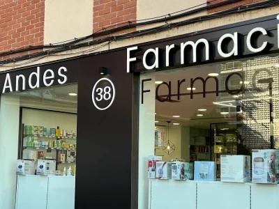 Farmacia Avenida Andes, 38