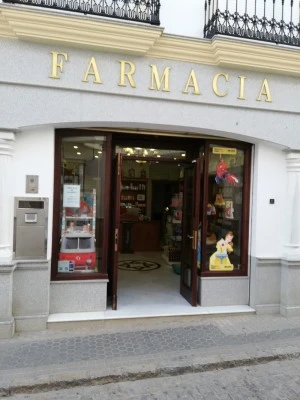 Farmacia Lucía Galbarro León