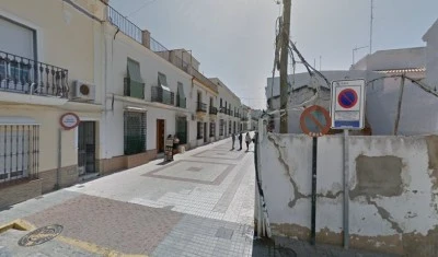 Farmacia C/Andalucía (Ldo. Francisco Javier Sayago Lucena)