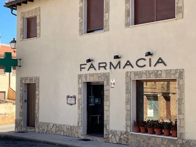 Farmacia de Orihuela del Tremedal. José López