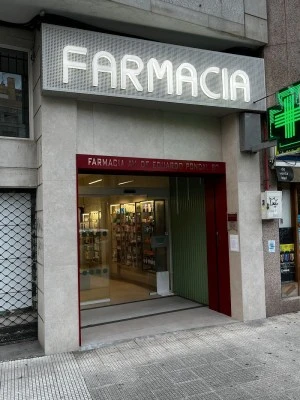 Farmacia Eduardo Pondal 80