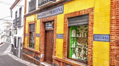 Droguería Perfumería Aranda.