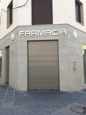 Farmacia La Solana. Lda. Ana Fernández Ruano