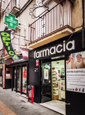 Farmacia Óptica Centro Auditivo - Alejandra Caballero
