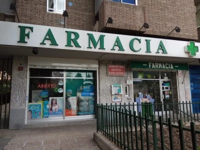 Farmacia Arraiz Barrón, Ana