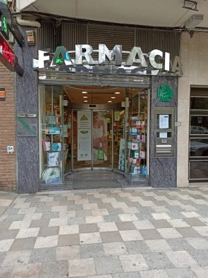 Farmacia Parque Lineal