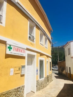 Farmacia Abril Hidalgo