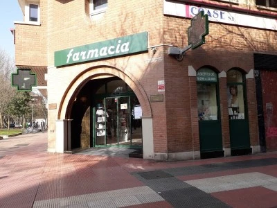 Farmacia Ochoa de Retana y Glez-Moreno