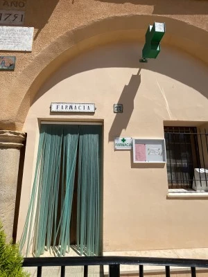 FARMACIA de Torrelacárcel. Lda. Teresa García.