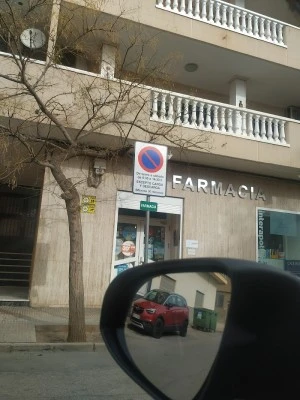 Farmacia Silvia Flores