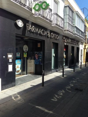 Farmacia óptica Romero de Bustillo
